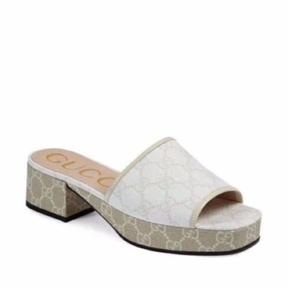 NIB Gucci GG supreme canvas leather trim slide sandals IT 38.5; US 8.5